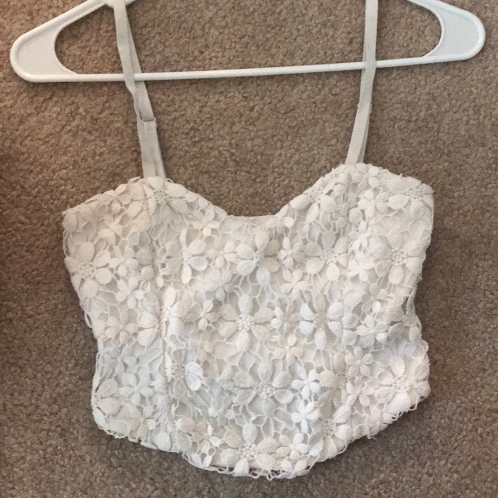 Women’s lace crop top